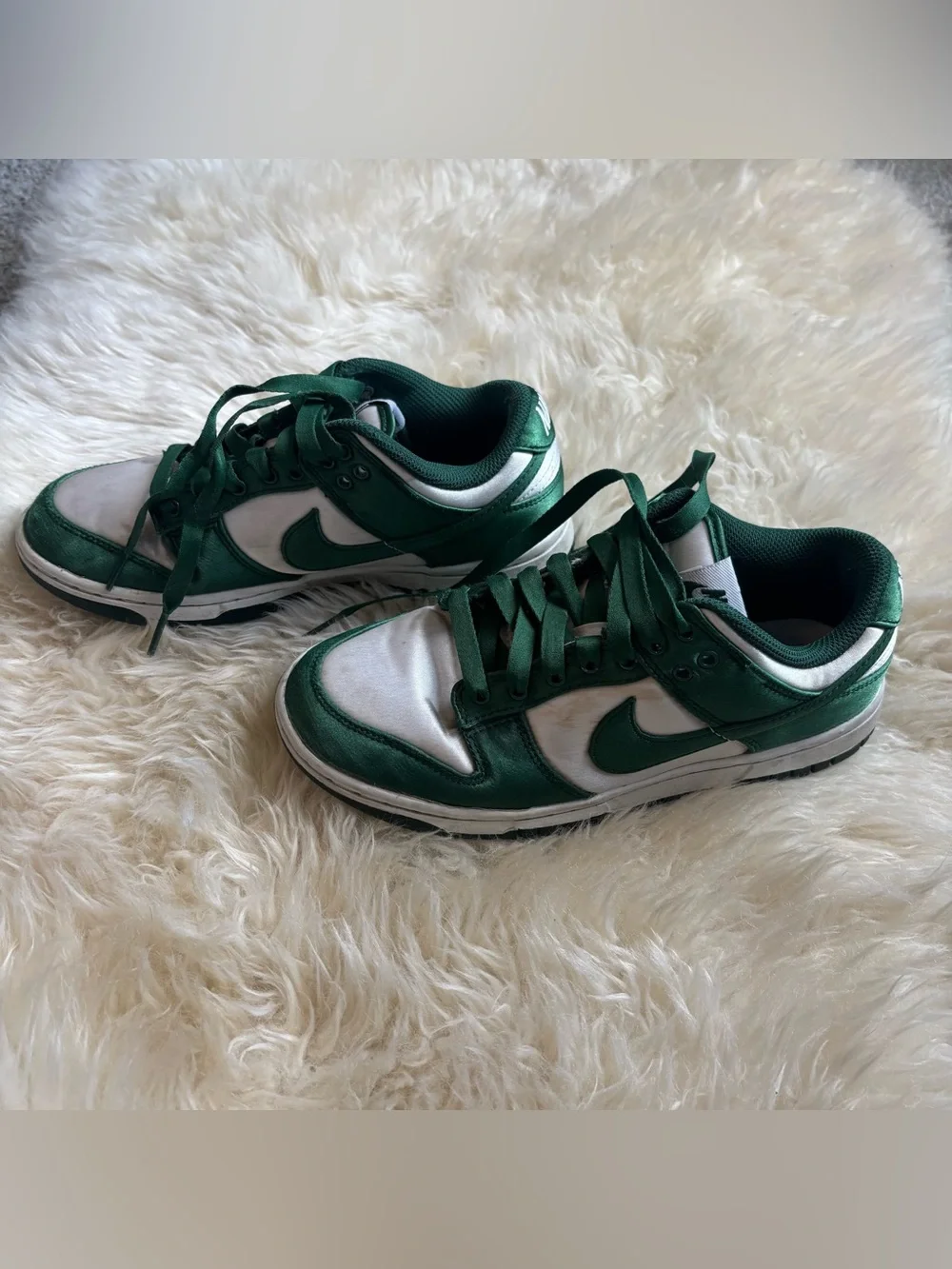 Nike Women's Dunk Low Satin Green, Size 6.